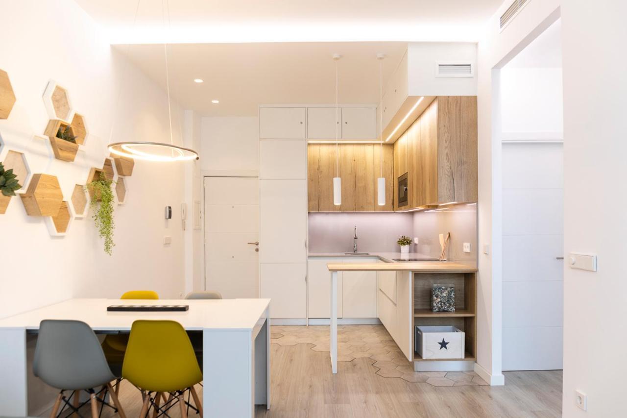 Sylvia 1M - Precioso Apartamento En Primera Linea De Mar - Centrico - Playa - Wifi Empuriabrava Εξωτερικό φωτογραφία